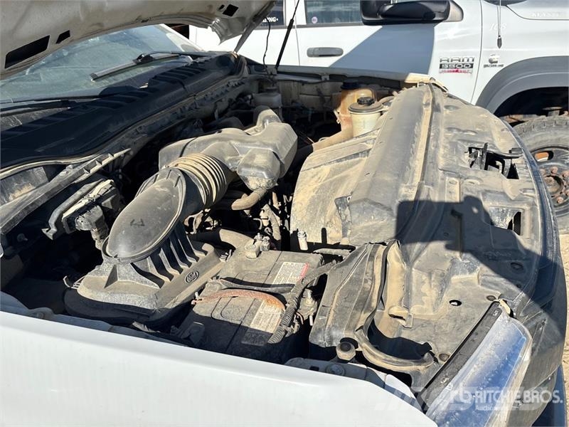 Ford F-350 XL 4x4 Crew Cab Pickup Drugi