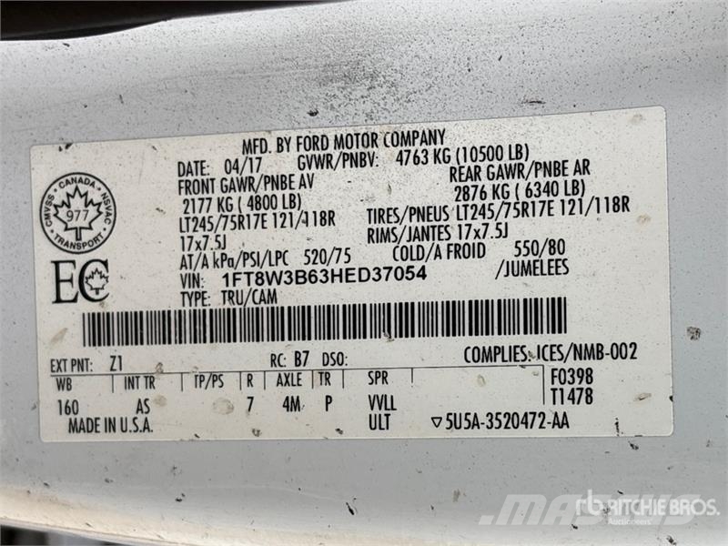 Ford F-350 XL 4x4 Crew Cab Pickup Muu