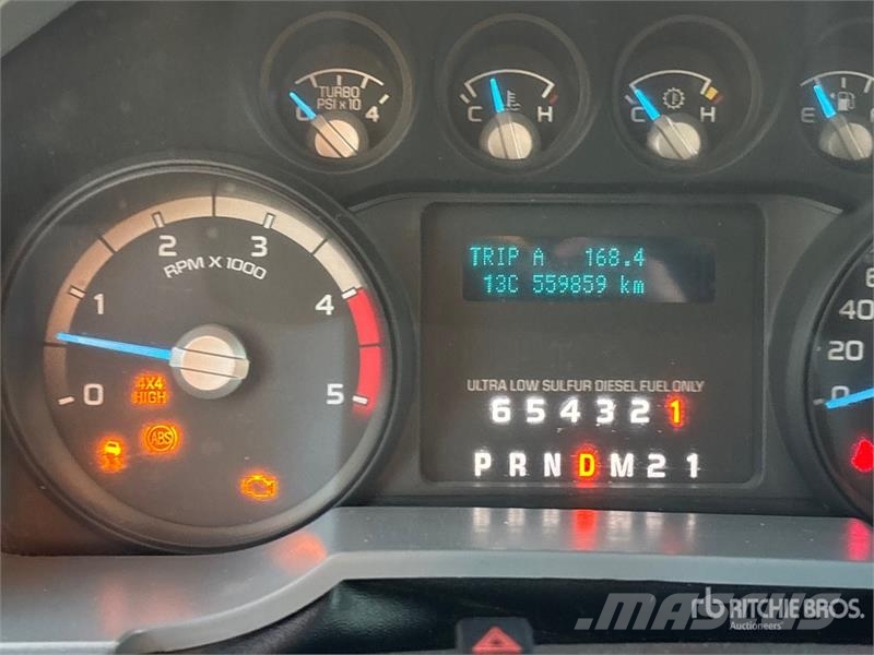 Ford F-350 XL 4x4 Crew Cab Pickup Anders