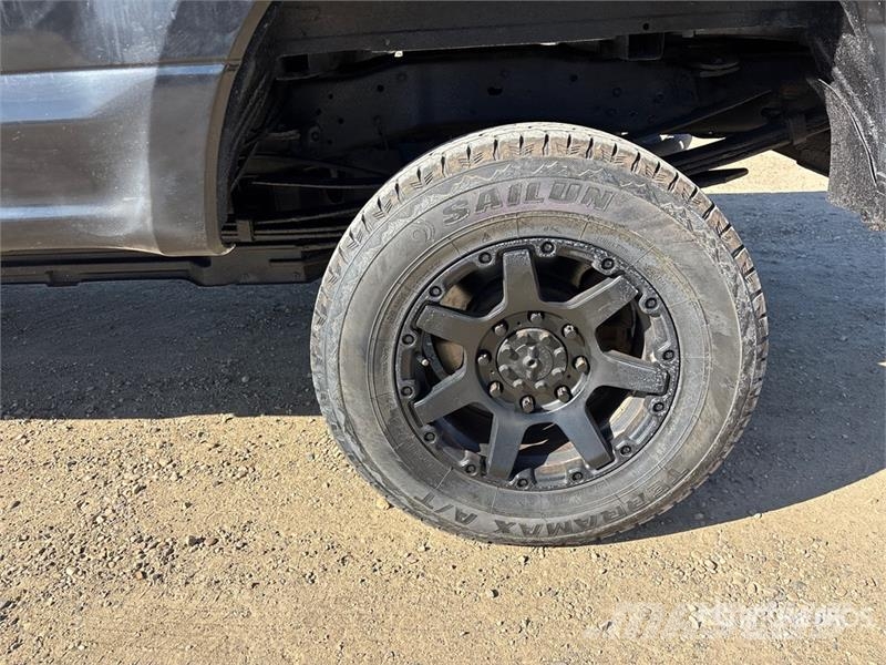 Ford F-350 XL 4x4 Pickup Ostalo