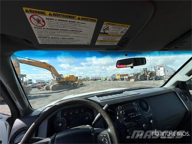 Ford F-350 XL 4x4 Pickup Прочие фургоны