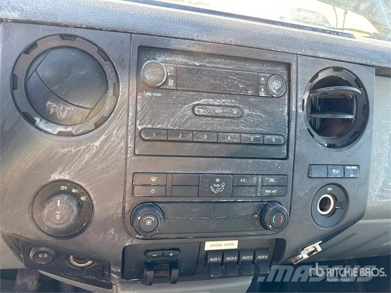 Ford F-350 XL 4x4 Pickup Ostalo