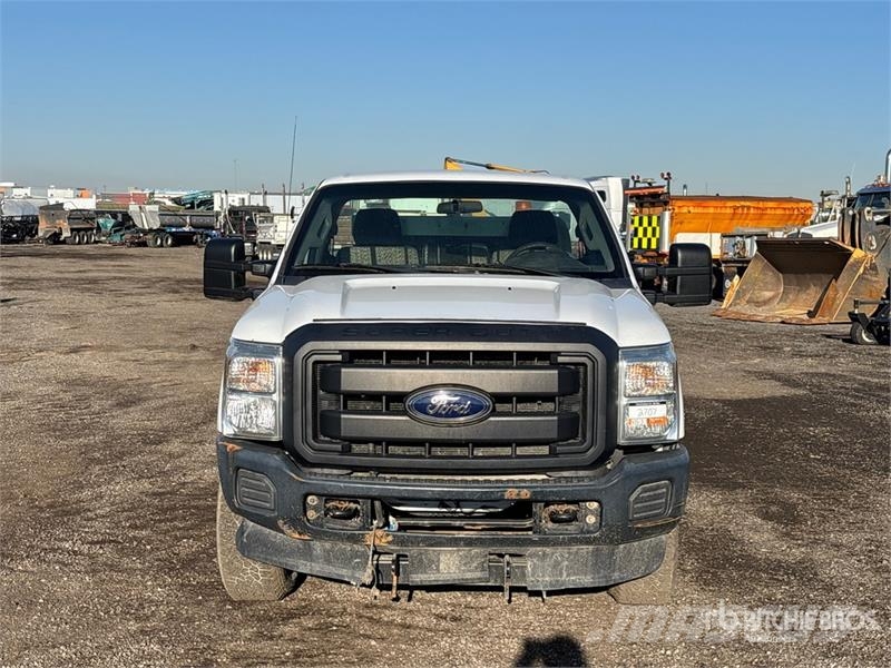 Ford F-350 XL 4x4 Spreader Truck Onderhoud voertuigen