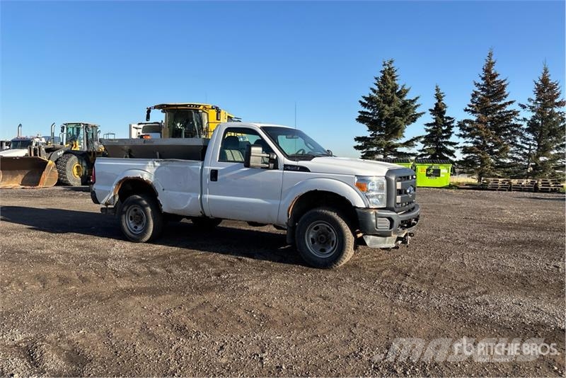 Ford F-350 XL 4x4 Spreader Truck Onderhoud voertuigen