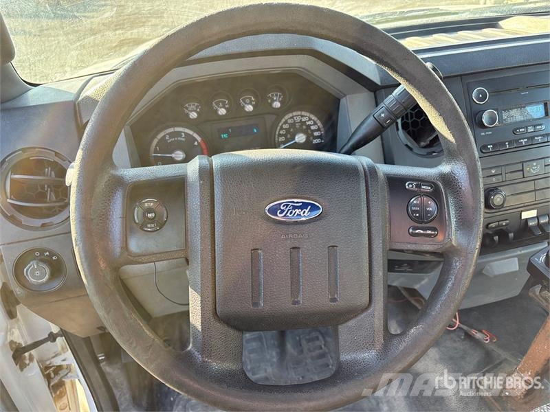 Ford F-350 XL 4x4 Spreader Truck Onderhoud voertuigen