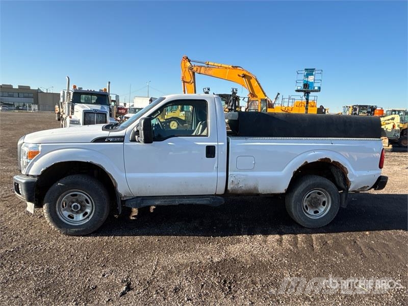 Ford F-350 XL 4x4 Spreader Truck Onderhoud voertuigen