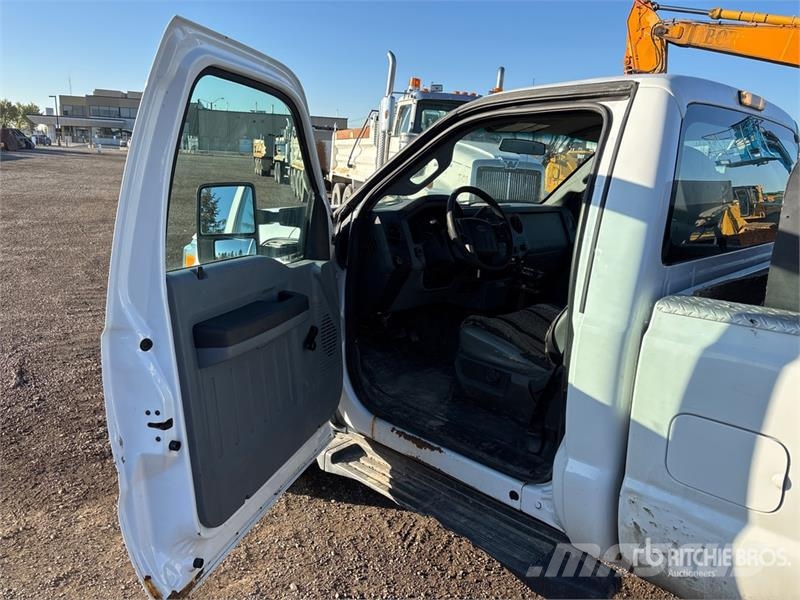 Ford F-350 XL 4x4 Spreader Truck Onderhoud voertuigen