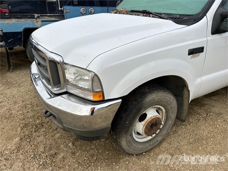 Ford F-350 XLT 4x2 Utility Truck (Inoperable) Pik up kamioni