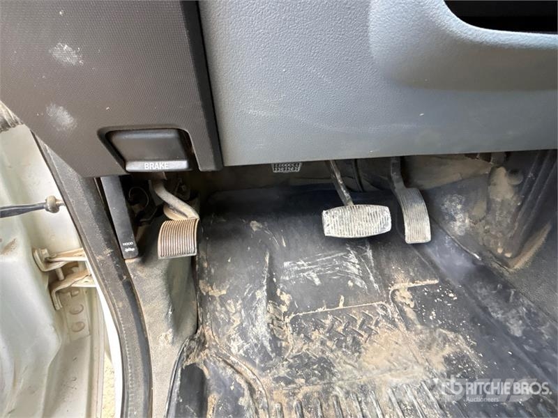 Ford F-350 XLT 4x4 Crew Cab Pickup 其他