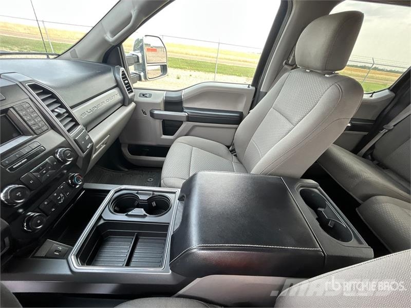 Ford F-350 XLT 4x4 Crew Cab Pickup Άλλα Vans