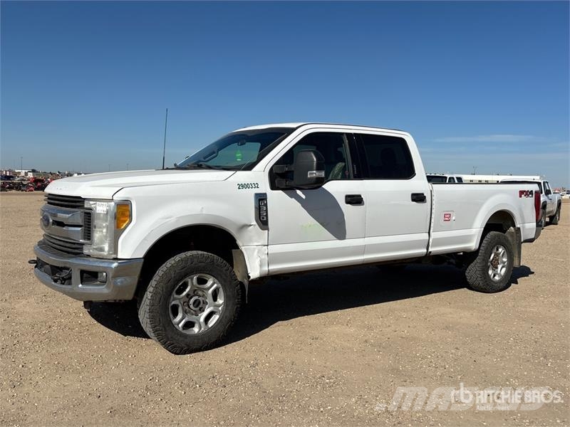 Ford F-350 XLT 4x4 Crew Cab Pickup Прочие фургоны