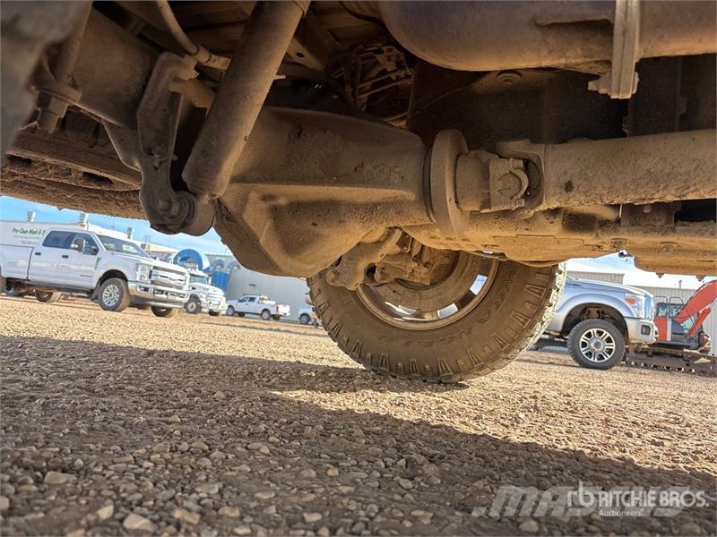 Ford F-350 XLT 4x4 Crew Cab Pickup Прочие фургоны