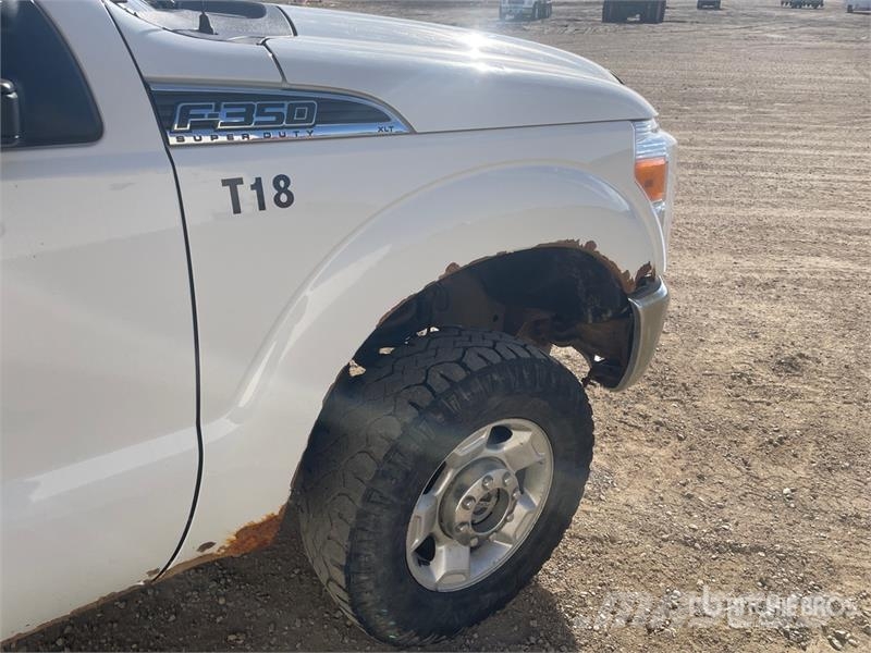 Ford F-350 XLT 4x4 Crew Cab SD Crew Cab 4WD Pickup Otras furgonetas