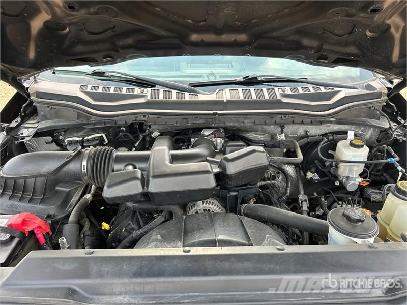 Ford F-350 XLT 4x4 Crew Cab Pickup Άλλα Vans