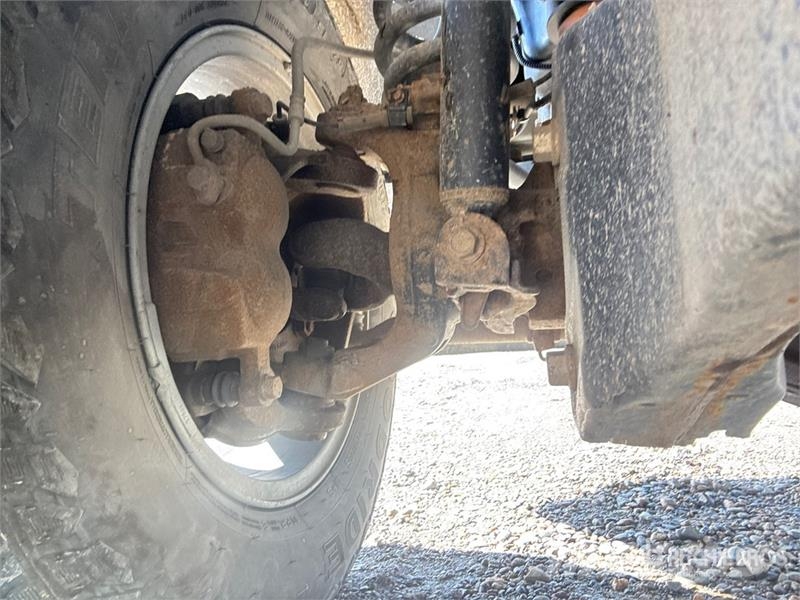 Ford F-350 XLT 4x4 Crew Cab Pickup Drugi