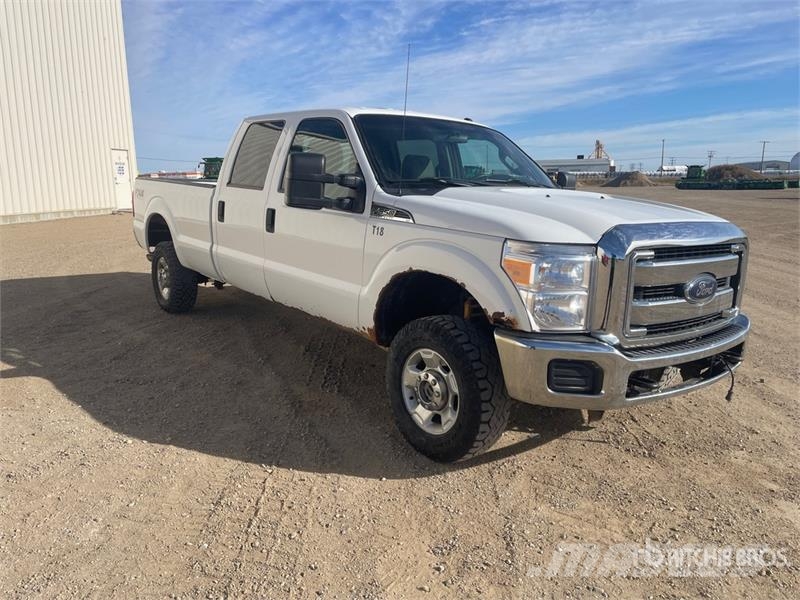 Ford F-350 XLT 4x4 Crew Cab SD Crew Cab 4WD Pickup Otras furgonetas