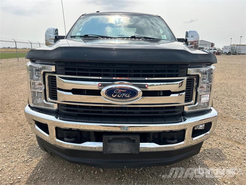 Ford F-350 XLT 4x4 Crew Cab Pickup Άλλα Vans