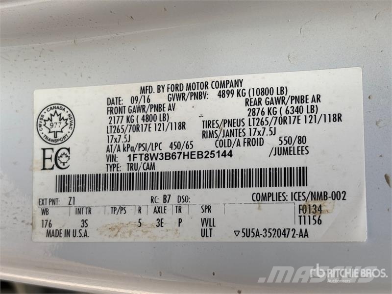 Ford F-350 XLT 4x4 Crew Cab Pickup Other