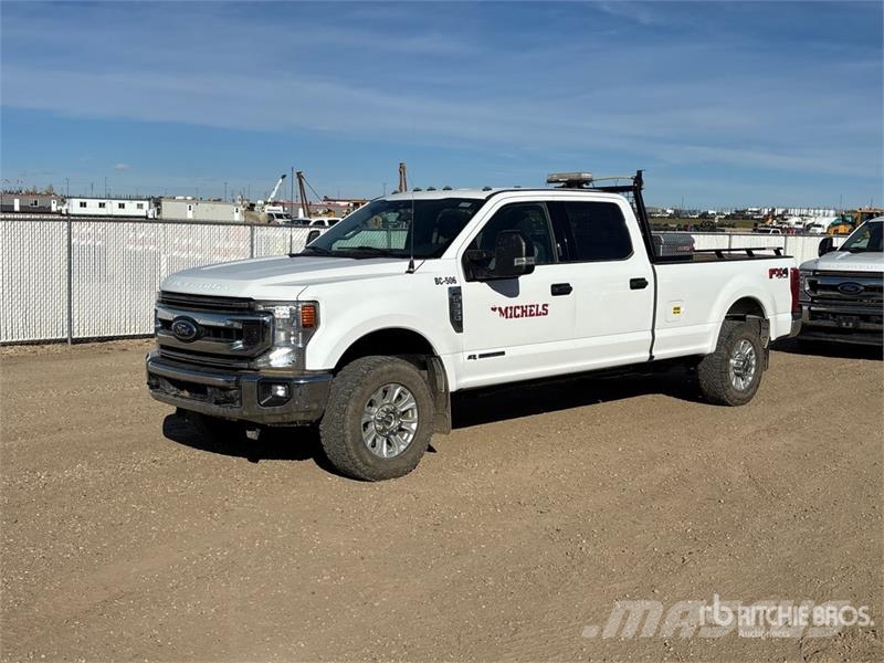 Ford F-350 XLT 4x4 Crew Cab Pickup Прочие фургоны
