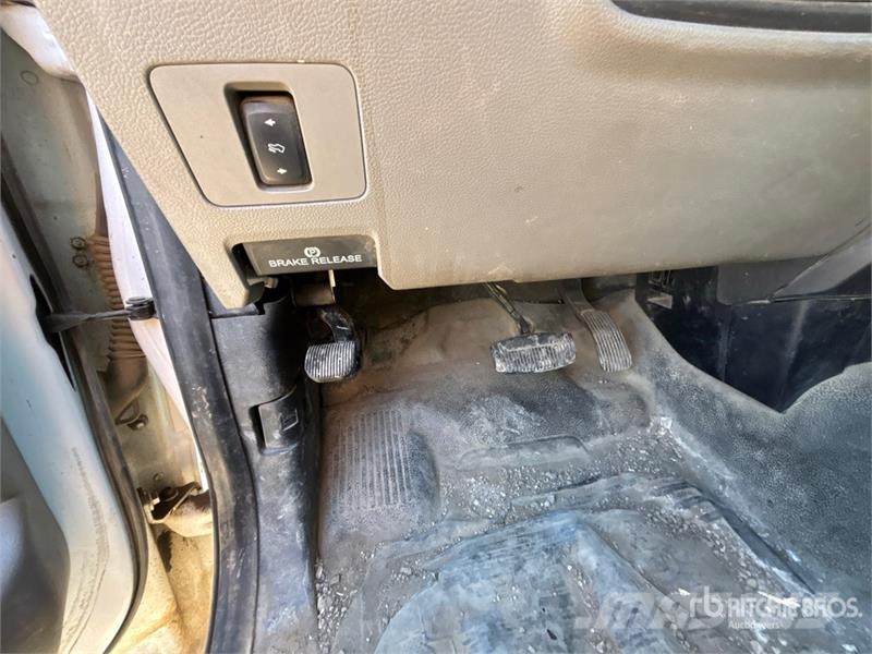 Ford F-350 XLT 4x4 Crew Cab Pickup Прочие фургоны