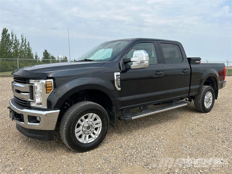 Ford F-350 XLT 4x4 Crew Cab Pickup Άλλα Vans