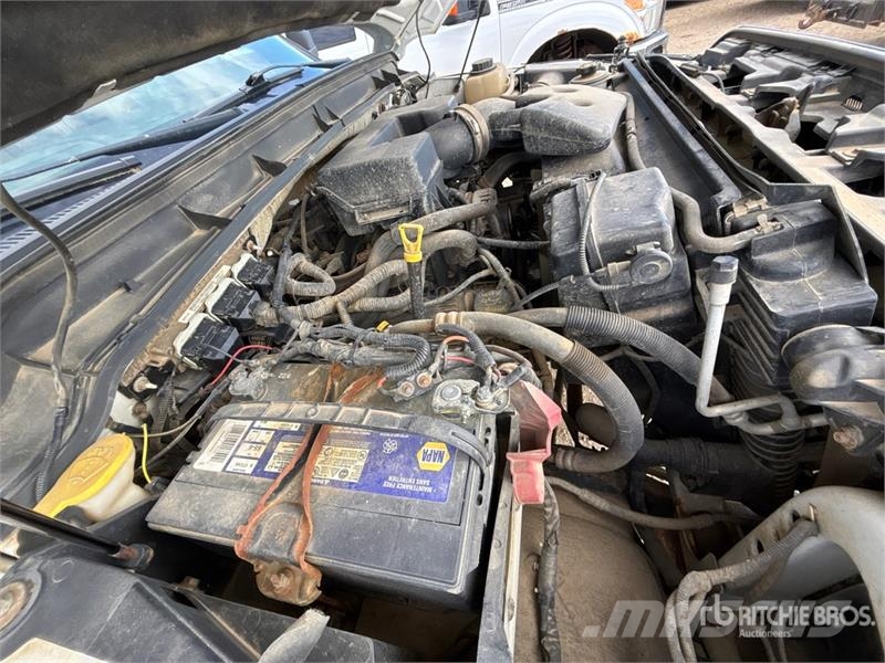 Ford F-350 XLT 4x4 Crew Cab Pickup 其他