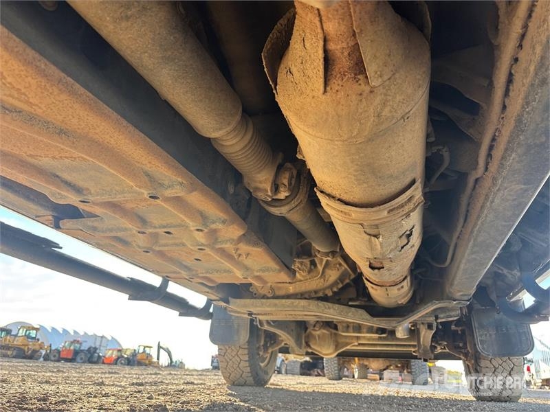 Ford F-350 XLT 4x4 Crew Cab Pickup Autre fourgon / utilitaire