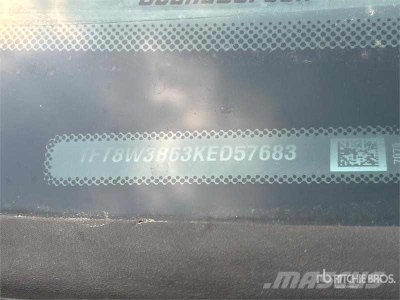 Ford F-350 XLT 4x4 Crew Cab Pickup Άλλα Vans