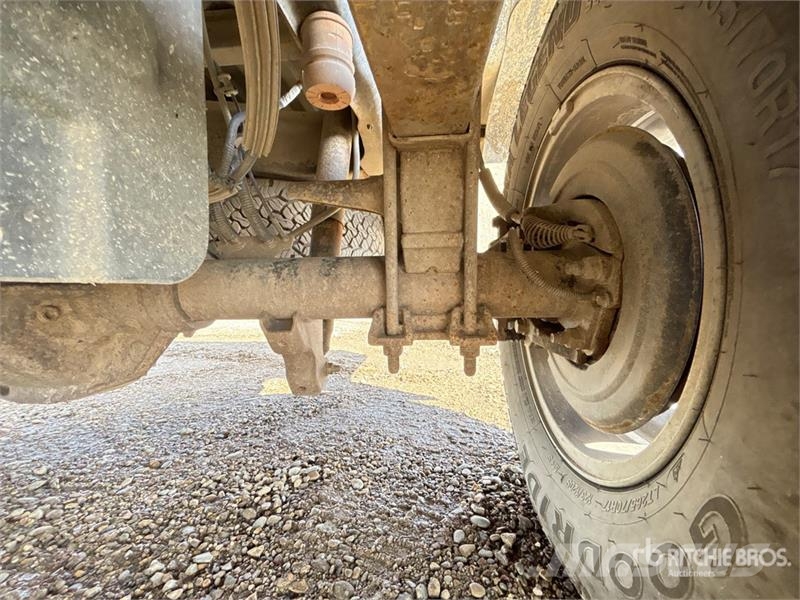 Ford F-350 XLT 4x4 Crew Cab Pickup Drugi