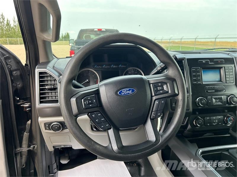 Ford F-350 XLT 4x4 Crew Cab Pickup Άλλα Vans