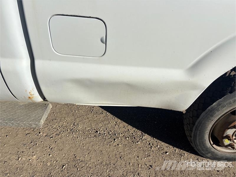 Ford F-350 XLT 4x4 Crew Cab Hi-Rail Pickup Прочие фургоны