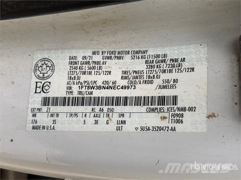 Ford F-350 XLT 4x4 Crew Cab Pickup (Inoperable) Muu