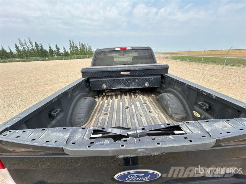 Ford F-350 XLT 4x4 Crew Cab Pickup Άλλα Vans
