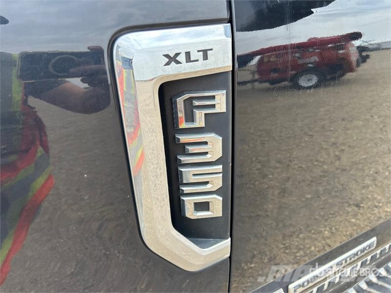 Ford F-350 XLT 4x4 Crew Cab Pickup Άλλα Vans