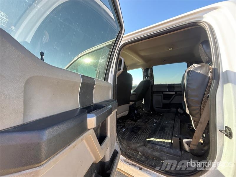 Ford F-350 XLT 4x4 Crew Cab Pickup Прочие фургоны