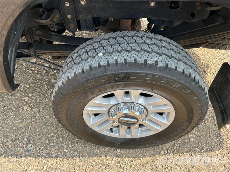 Ford F-350 XLT 4x4 Crew Cab Pickup Άλλα Vans