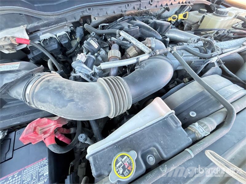 Ford F-350 XLT 4x4 Extended Cab Service Truck Комбинированные дорожные машины