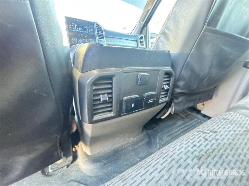 Ford F-350 XLT 4x4 Extended Cab Service Truck Комбинированные дорожные машины