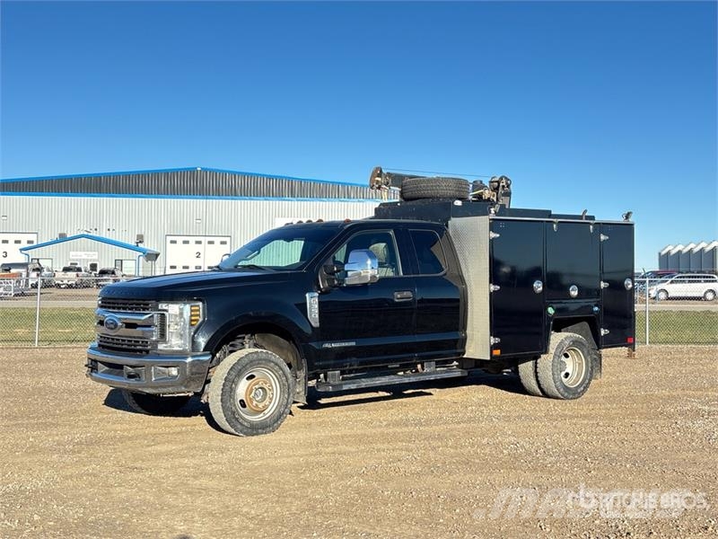 Ford F-350 XLT 4x4 Extended Cab Service Truck Комбинированные дорожные машины