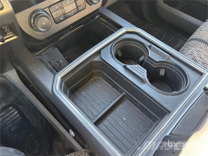 Ford F-350 XLT 4x4 Extended Cab Service Truck Visuotinės / bendrosios paskirties automobiliai