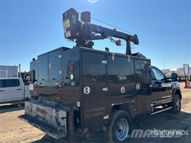 Ford F-350 XLT 4x4 Extended Cab Service Truck Veicoli municipali