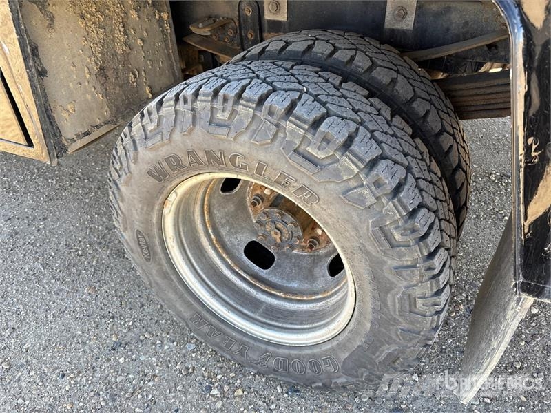 Ford F-350 XLT 4x4 Extended Cab Service Truck Visuotinės / bendrosios paskirties automobiliai