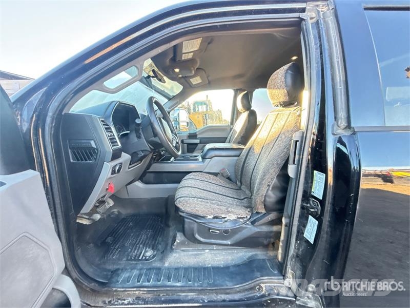 Ford F-350 XLT 4x4 Extended Cab Service Truck Комбинированные дорожные машины