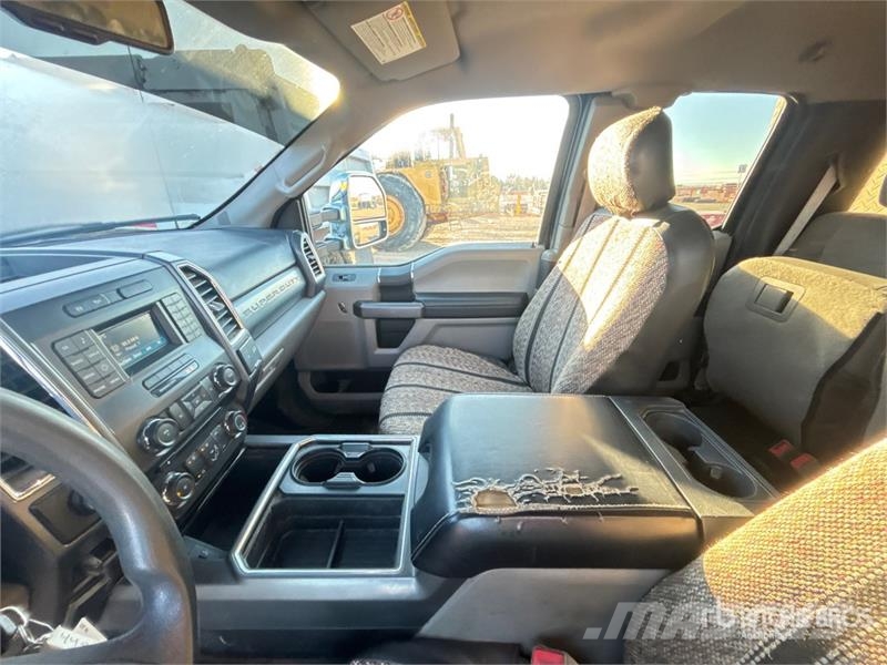 Ford F-350 XLT 4x4 Extended Cab Service Truck Комбинированные дорожные машины