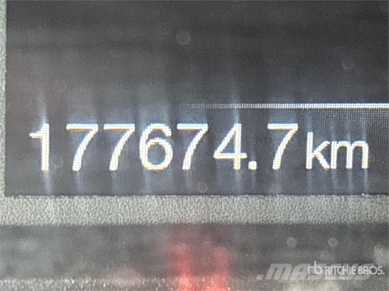 Ford F-350 XLT 4x4 Extended Cab Service Truck Camions et véhicules municipaux