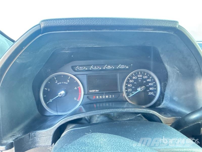 Ford F-350 XLT 4x4 Extended Cab Service Truck Комбинированные дорожные машины