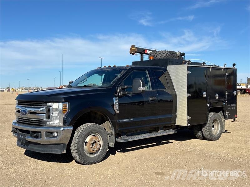 Ford F-350 XLT 4x4 Extended Cab Service Truck Visuotinės / bendrosios paskirties automobiliai