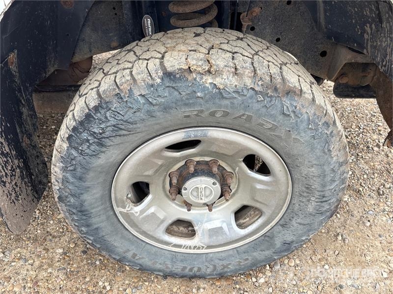 Ford F-350 XLT 4x4 Extended Cab Utility Truck Ldv/dropside