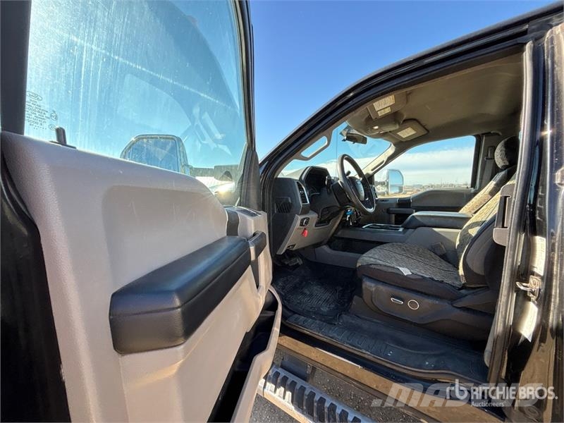 Ford F-350 XLT 4x4 Extended Cab Service Truck Kommunalt / generelt kjøretøy