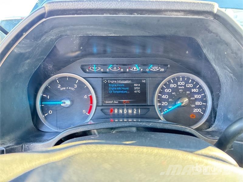 Ford F-350 XLT 4x4 Extended Cab Service Truck Комбинированные дорожные машины
